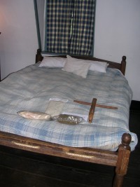 18th-Century Bed