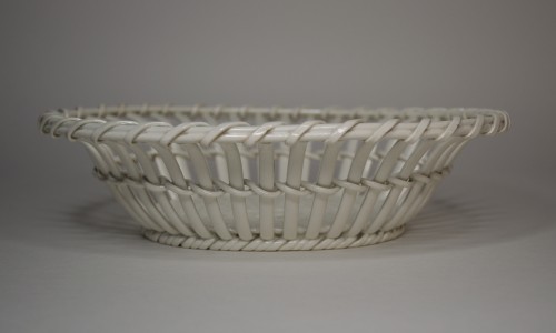 Pearl Creamware Oval Basket