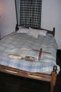 18th-Century Bed
