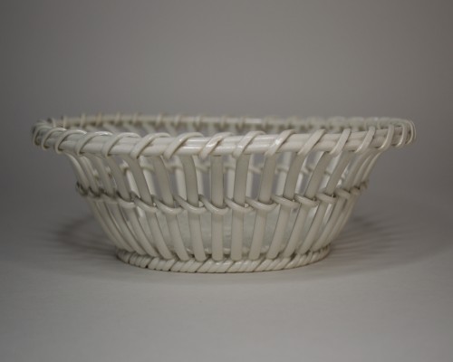 Pearl Creamware Oval Basket