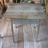 Pine Table